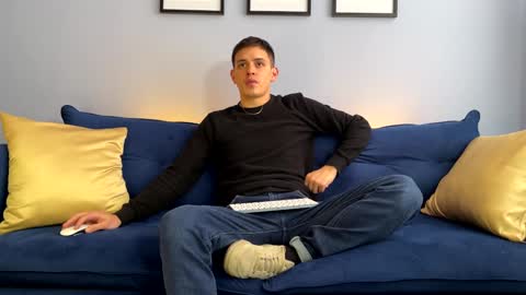 Liam online show from 01-24-25, 03:55