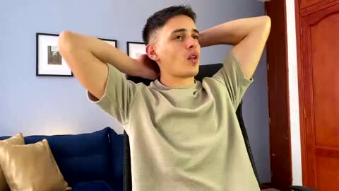 Liam online show from 03-04-25, 03:26