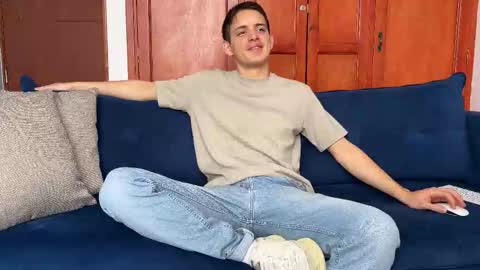 Liam online show from 10-26-25, 02:12