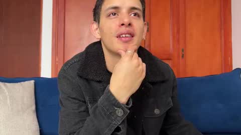 Liam online show from 11-10-25, 01:21