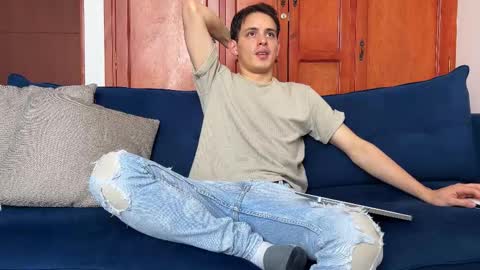 Liam online show from 12-01-25, 02:44