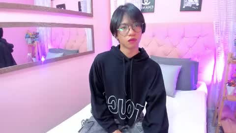 Liam online show from 09-16-25, 03:40