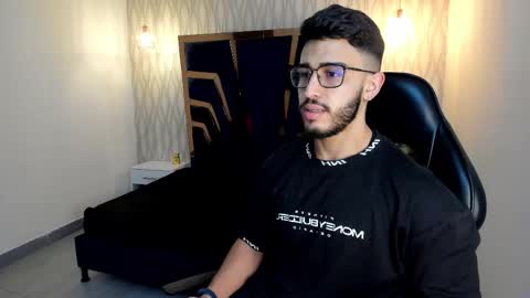 LIAM KLEIN online show from 01-17-26, 11:15