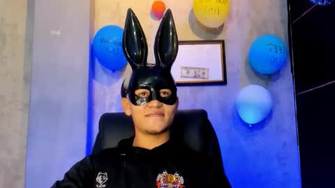 liam_knight online show from 11-24-25, 02:00