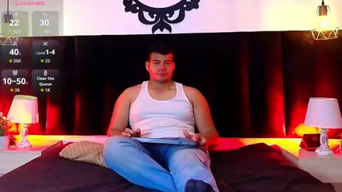 Snapshot of liam_life chatting on 07-10-26, 11:35 liam life online show from 07-10-26, 11:35