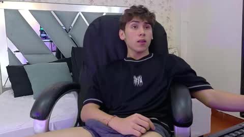 Liam Noxx online show from 01-06-26, 12:36