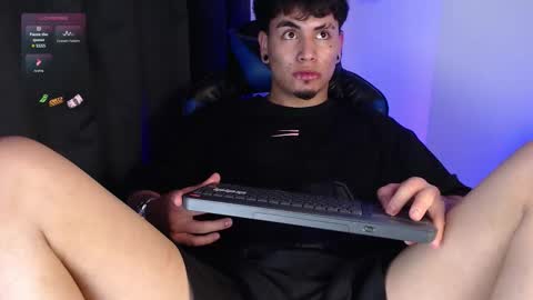 Snapshot of liam_ruiz_ chatting on 12-14-25, 03:12 Liam online show from 12-14-25, 03:12