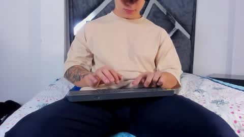 Call me Lian online show from 02-16-26, 12:12