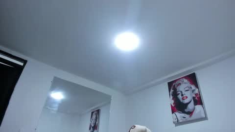 Call me Lian online show from 04-08-26, 12:05