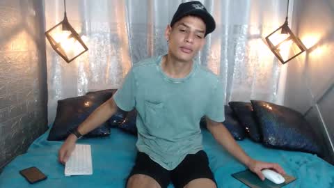 liam sti1 online show from 10-19-25, 12:44