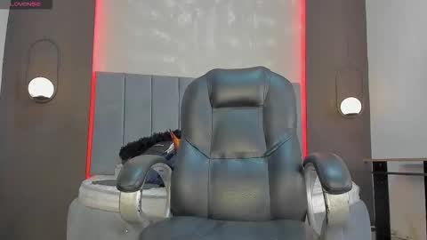 Liam online show from 03-11-26, 07:53