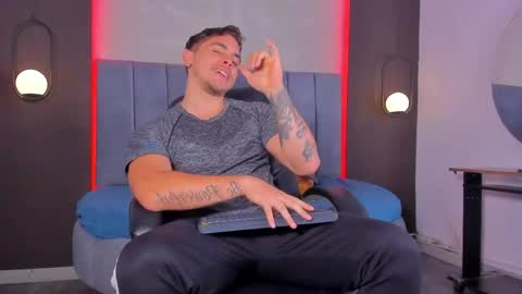 Liam online show from 04-17-26, 10:35