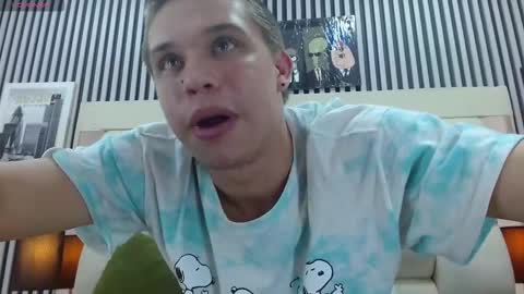 liam_york online show from 12-02-25, 04:40