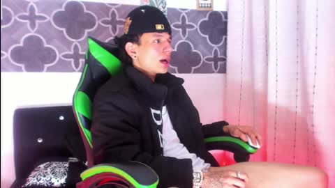 Snapshot of liamblaze chatting on 12-03-25, 12:07 liamblaze online show from 12-03-25, 12:07