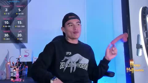 LiamDeep online show from 10-13-25, 09:37