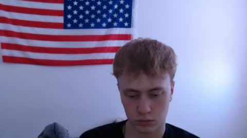 Snapshot of liamhodge chatting on 07-26-26, 01:25 liamhodge online show from 07-26-26, 01:25