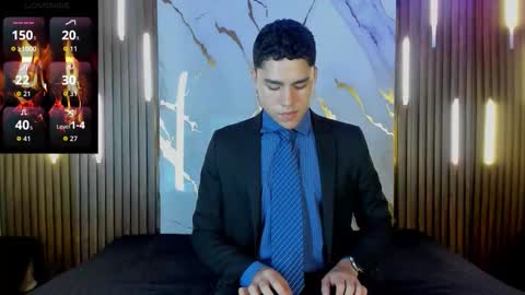 Snapshot of liamnovak chatting on 11-21-25, 11:53 Liam online show from 11-21-25, 11:53