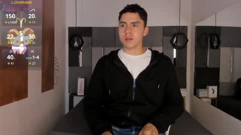 Snapshot of liamnovak chatting on 11-26-25, 12:06 Liam online show from 11-26-25, 12:06