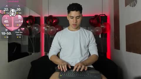 Liam online show from 02-12-26, 12:00