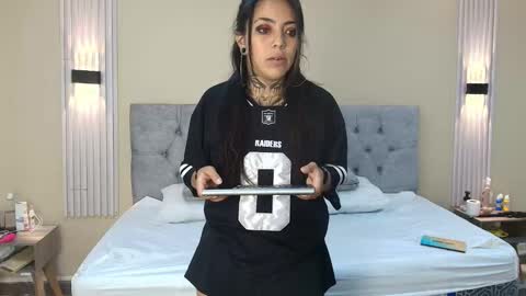 L I A M O N R O E online show from 09-24-25, 11:46