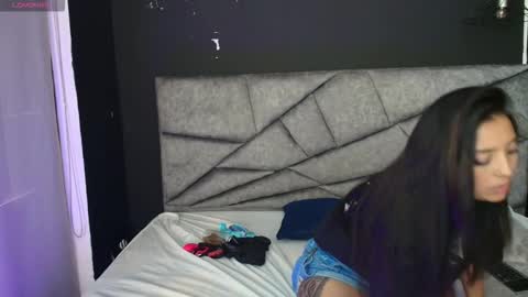 L I A M O N R O E online show from 10-22-25, 12:05