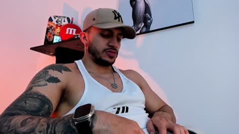 liam online show from 02-02-25, 11:30