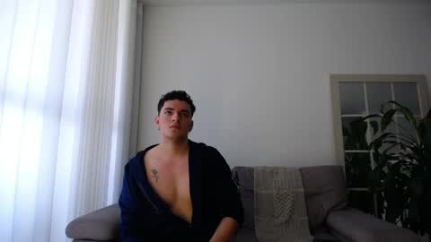  LIAM SURRENDER  online show from 04-24-26, 08:22