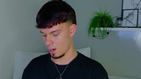 Liam Thunder online show from 10-06-25, 07:33