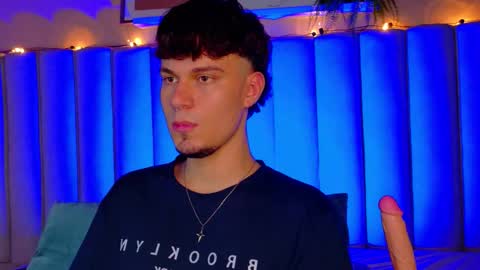 Liam Thunder online show from 11-03-25, 03:08