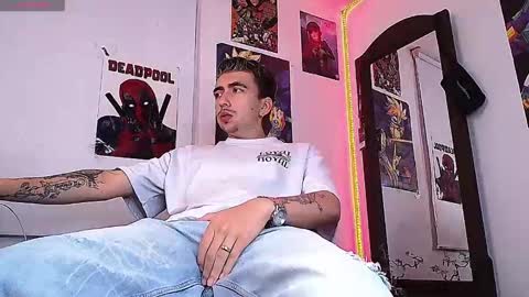 Liam online show from 10-07-25, 01:58