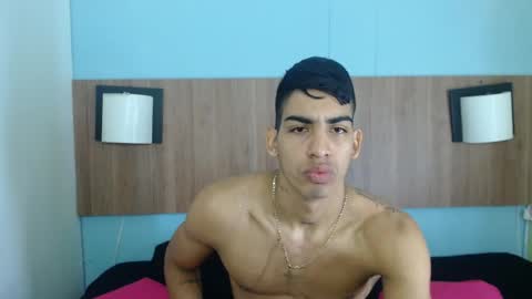 Snapshot of liamwyat chatting on 11-24-25, 10:48 L I A M online show from 11-24-25, 10:48