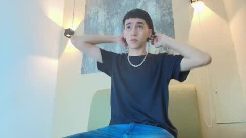 lian_cameron online show from 01-08-26, 03:20