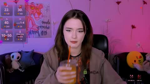 Little Liana  online show from 03-25-26, 08:37