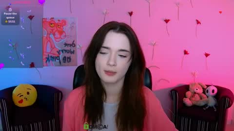 Snapshot of liana_kisses chatting on 04-27-26, 07:01 Little Liana online show from 04-27-26, 07:01