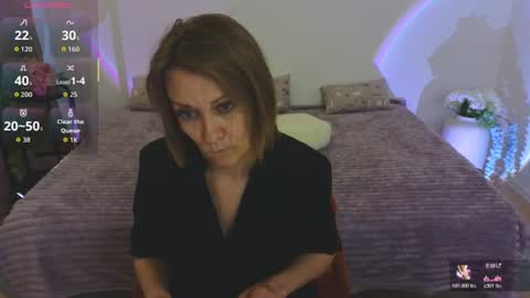 Snapshot of liananova chatting on 07-25-26, 10:35 LianaNova online show from 07-25-26, 10:35