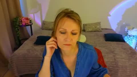 Snapshot of liananova chatting on 07-29-26, 12:36 LianaNova online show from 07-29-26, 12:36
