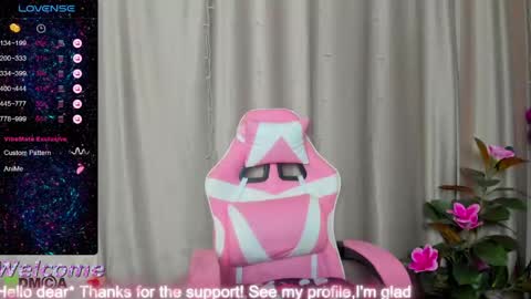 lianawow_ online show from 05-13-26, 03:26