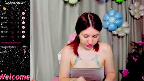 lianawow_ online show from 06-12-26, 01:48