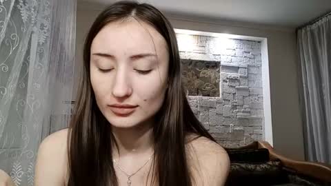 Snapshot of lianefinkel chatting on 12-04-25, 11:35 Lia online show from 12-04-25, 11:35