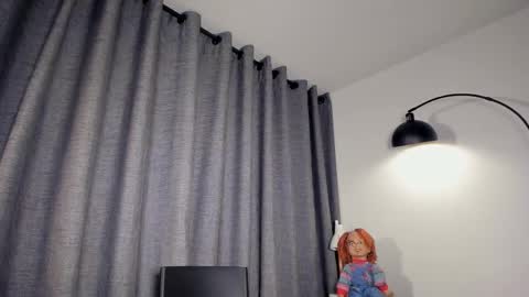 Snapshot of lianewhite chatting on 11-13-25, 12:20 lianewhite online show from 11-13-25, 12:20