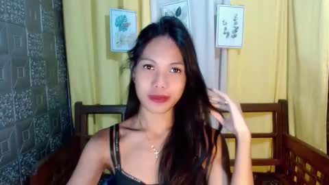 Snapshot of lianne_cum chatting on 05-19-26, 08:37 Ms LIANNE online show from 05-19-26, 08:37