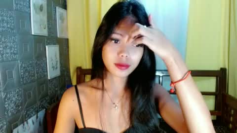 Snapshot of lianne_cum chatting on 06-14-26, 11:40 Ms LIANNE online show from 06-14-26, 11:40