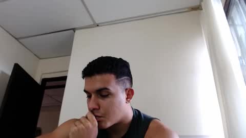 Liamstonne online show from 03-25-26, 08:04