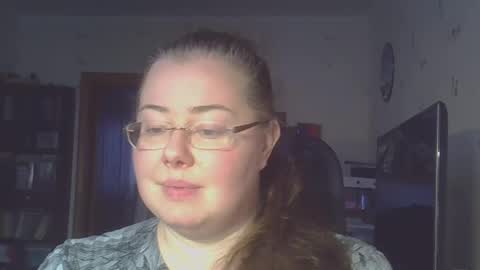 Snapshot of liaorgel chatting on 01-19-25, 12:17 liaorgel online show from 01-19-25, 12:17
