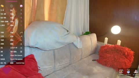 Snapshot of liaowen1 chatting on 07-28-26, 02:24 LIA online show from 07-28-26, 02:24