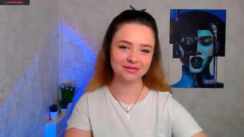 Liara online show from 05-14-26, 07:48