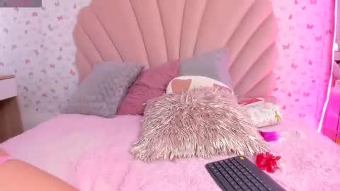 Snapshot of liarossi_ chatting on 11-04-25, 12:59 liarossi_ online show from 11-04-25, 12:59