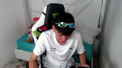 LIAR online show from 04-21-26, 03:35