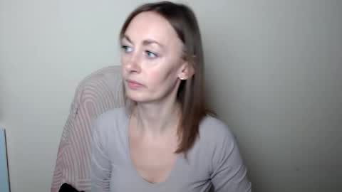 Lia online show from 03-16-26, 01:15