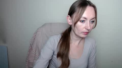 Snapshot of liasais_ chatting on 04-25-26, 11:46 Lia online show from 04-25-26, 11:46